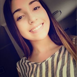 Meet your Posher, Isabel